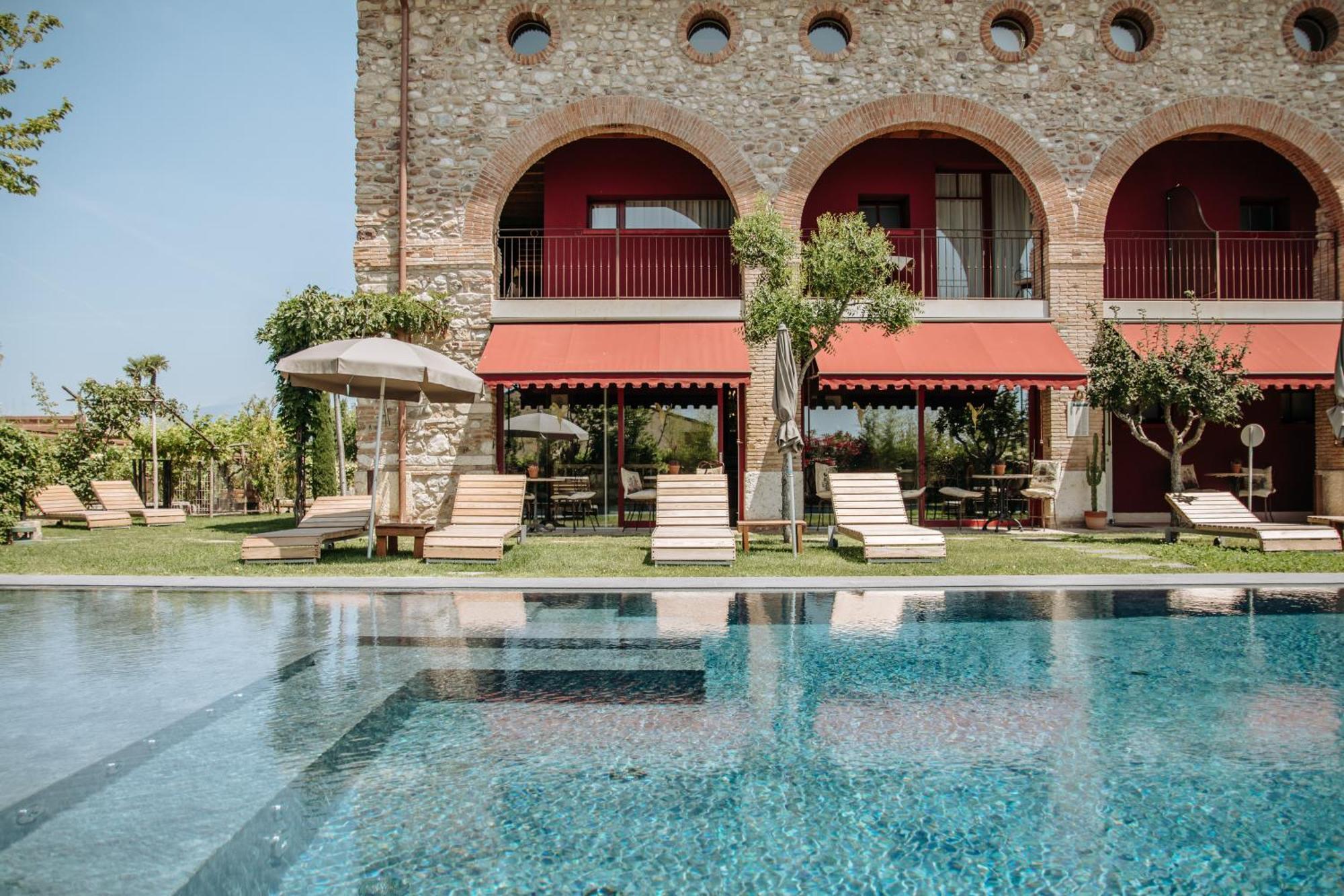 Le Greghe Suites Лацизе Экстерьер фото