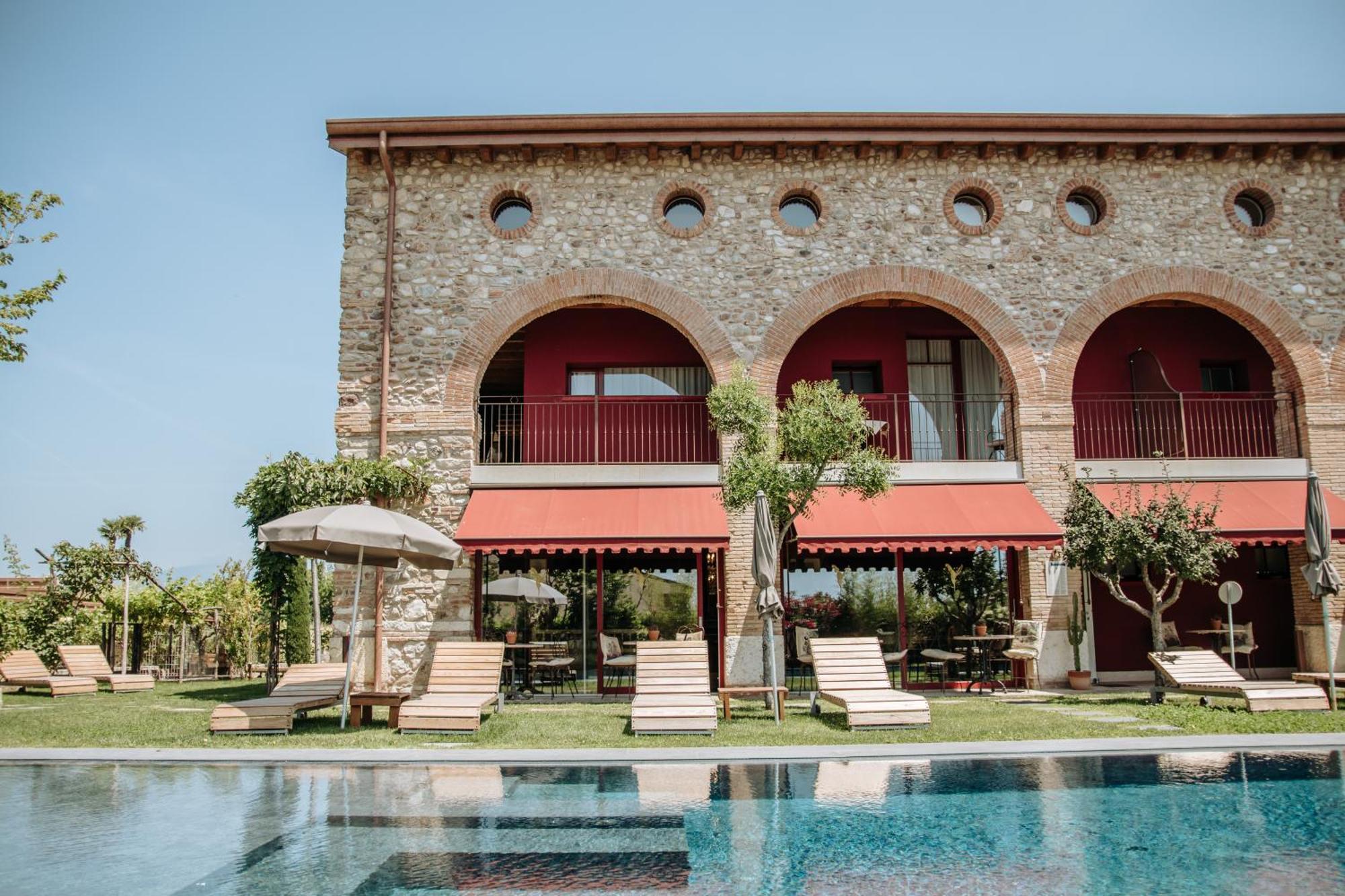 Le Greghe Suites Лацизе Экстерьер фото