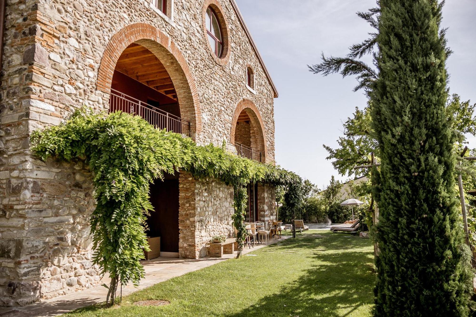 Le Greghe Suites Лацизе Экстерьер фото