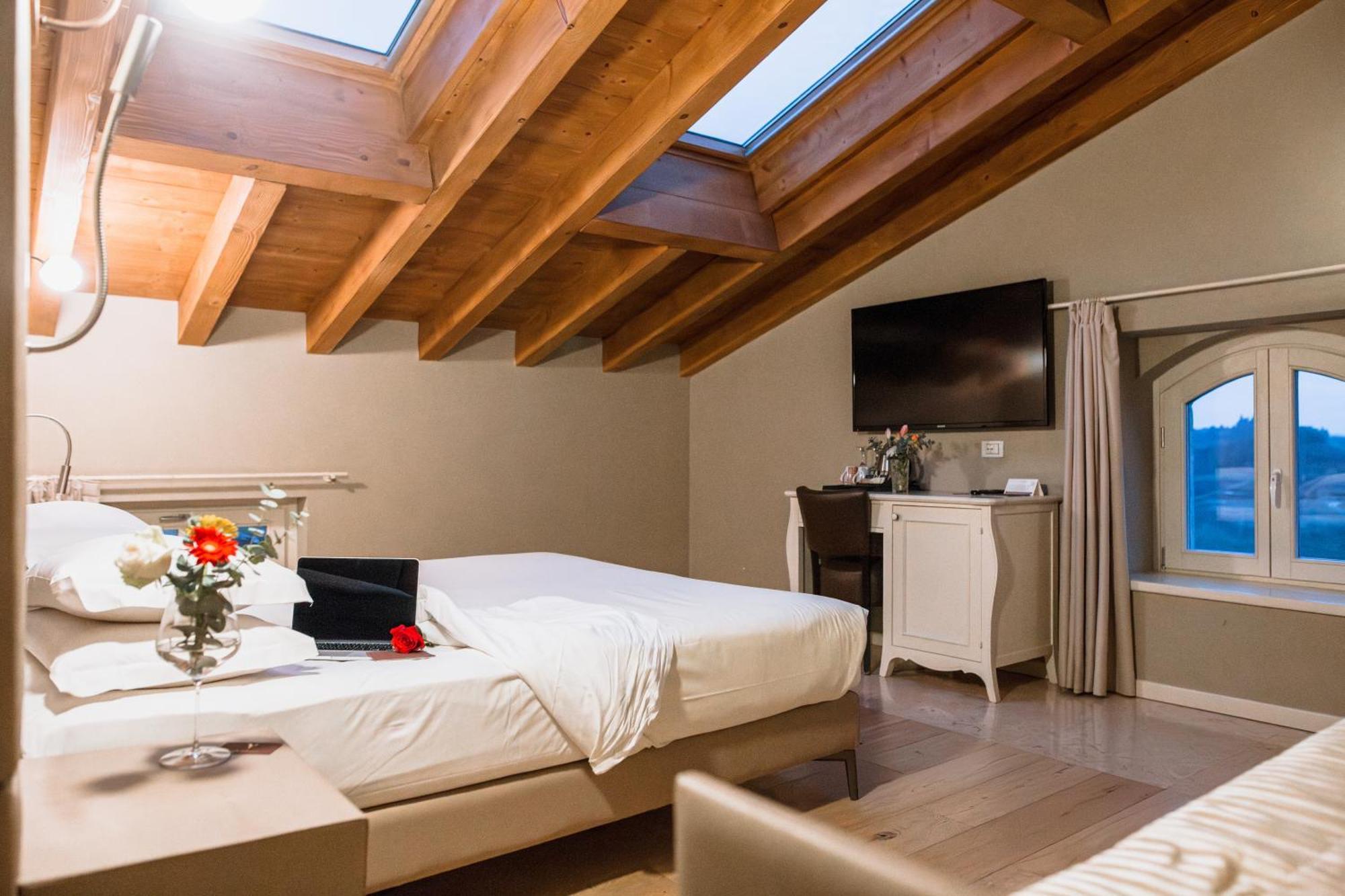 Le Greghe Suites Лацизе Экстерьер фото