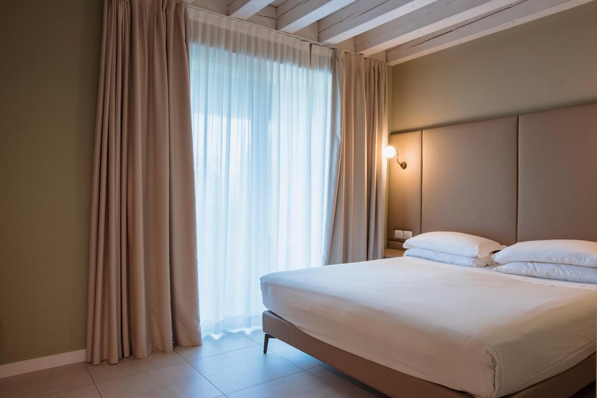 Le Greghe Suites Лацизе Экстерьер фото