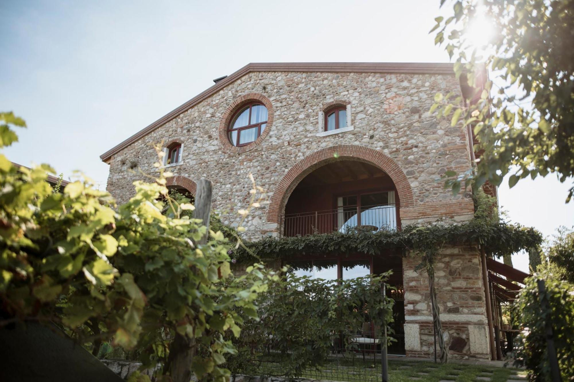 Le Greghe Suites Лацизе Экстерьер фото